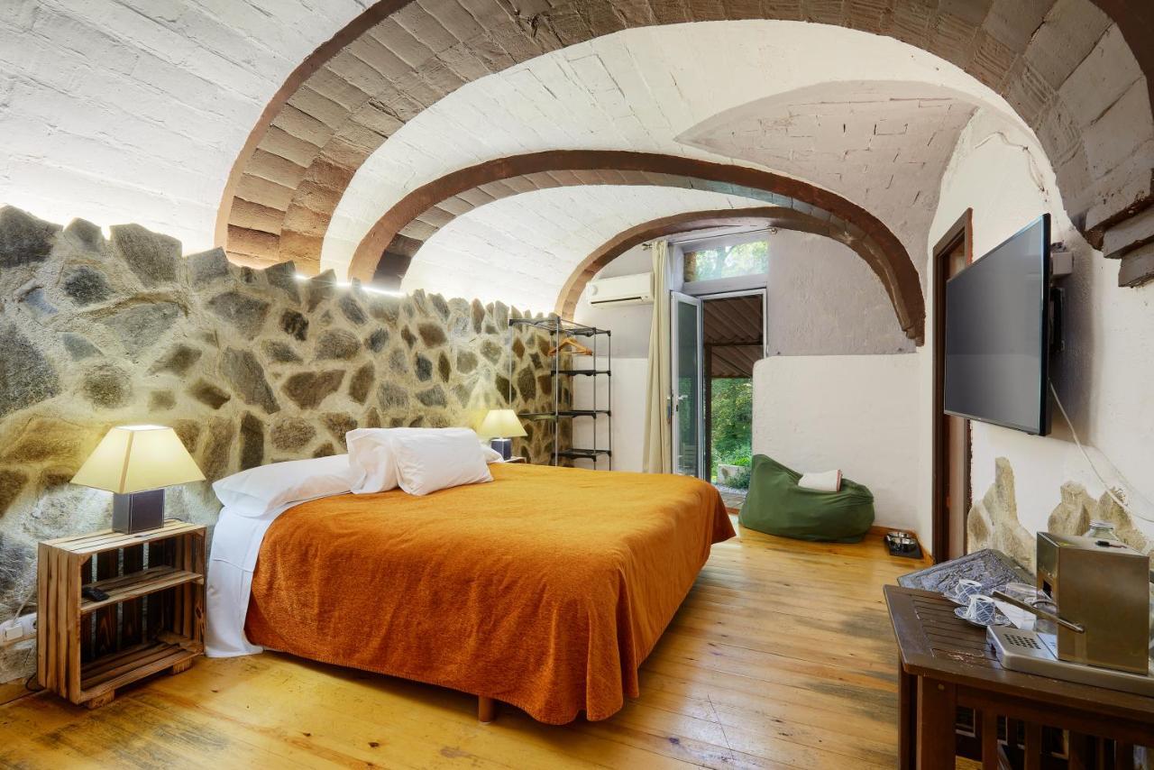 Bed and Breakfast Mas Torrencito pet friendly Parets d'Empordà Exterior foto