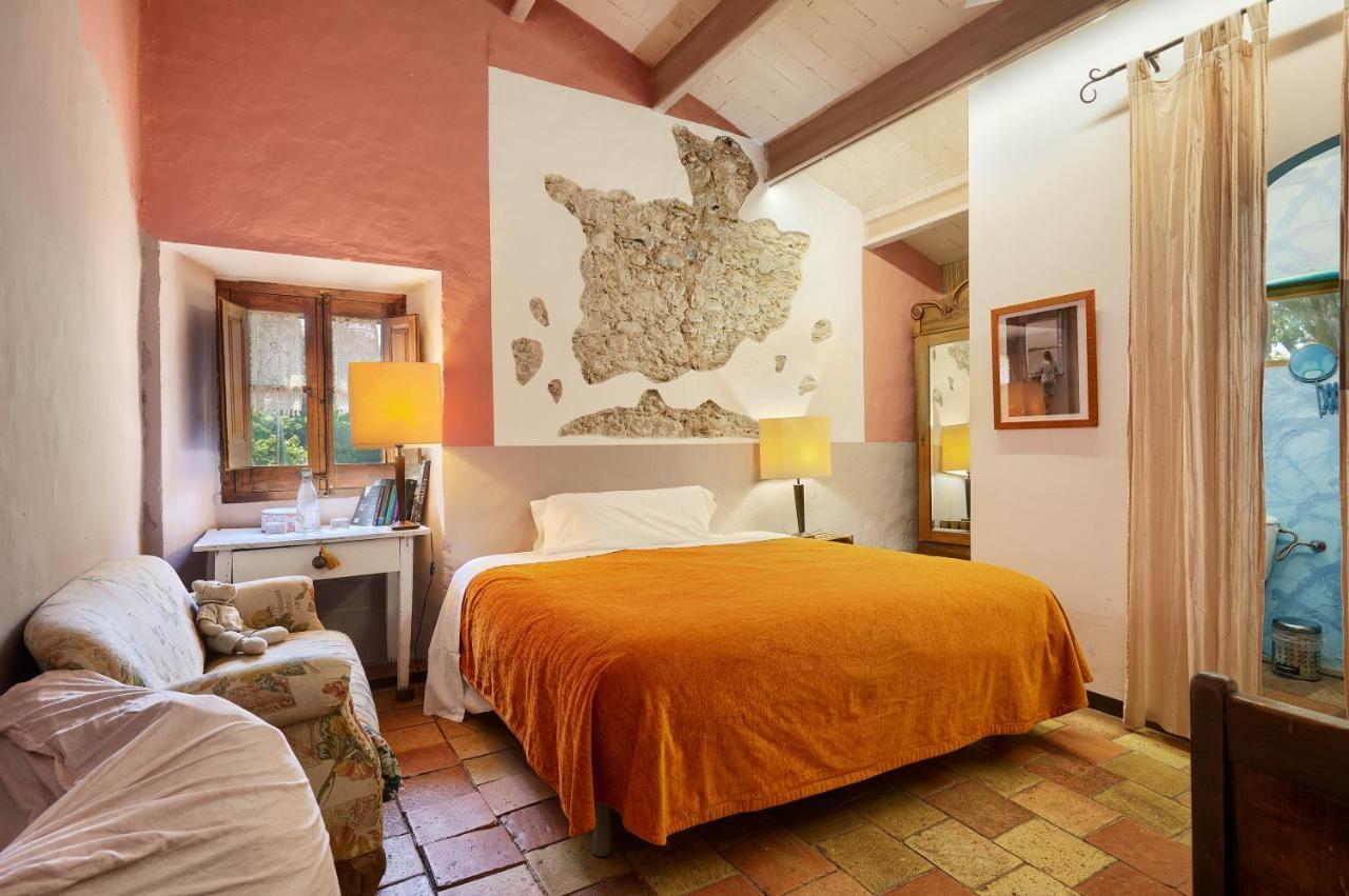 Bed and Breakfast Mas Torrencito pet friendly Parets d'Empordà Exterior foto