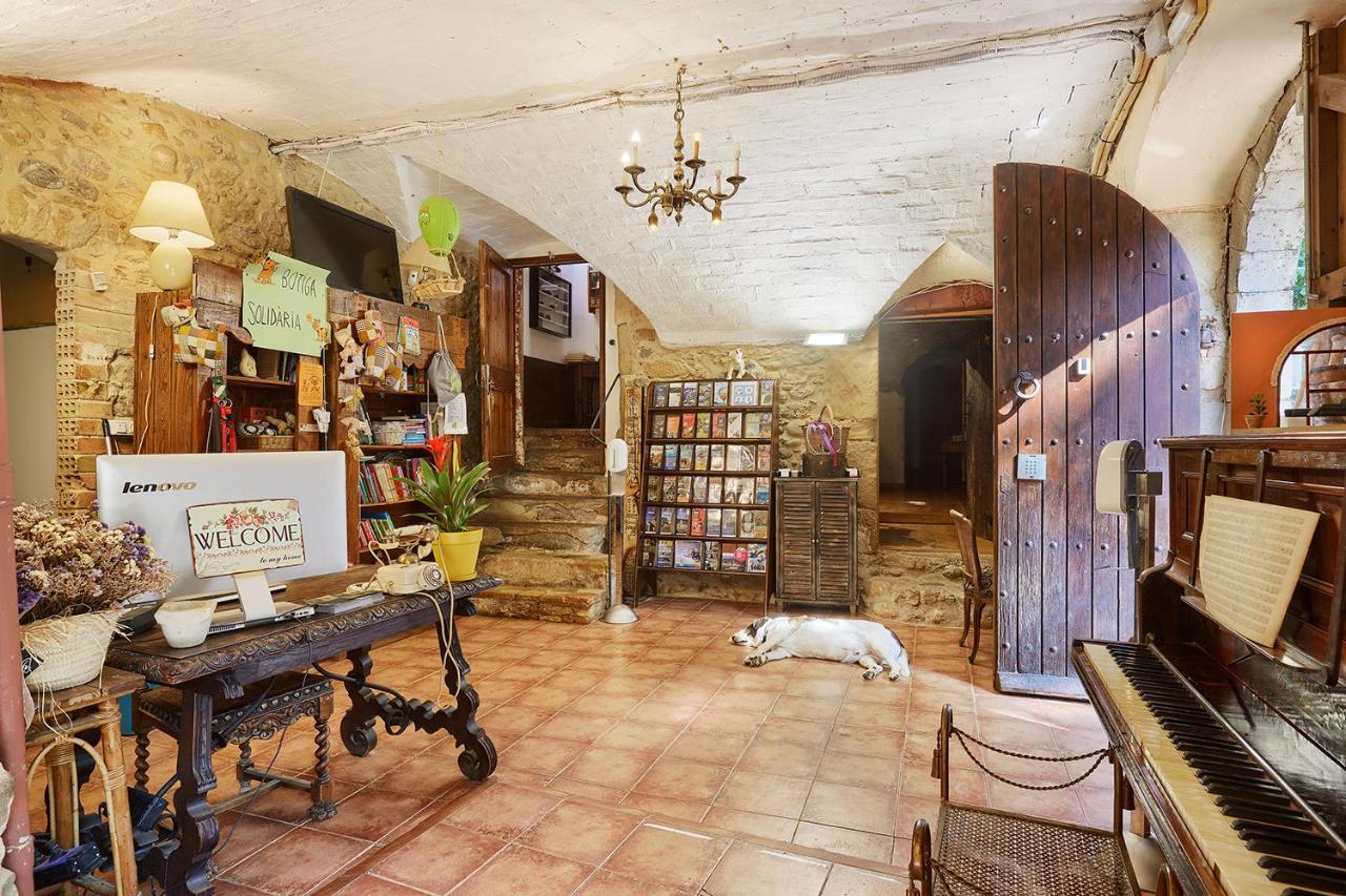 Bed and Breakfast Mas Torrencito pet friendly Parets d'Empordà Exterior foto