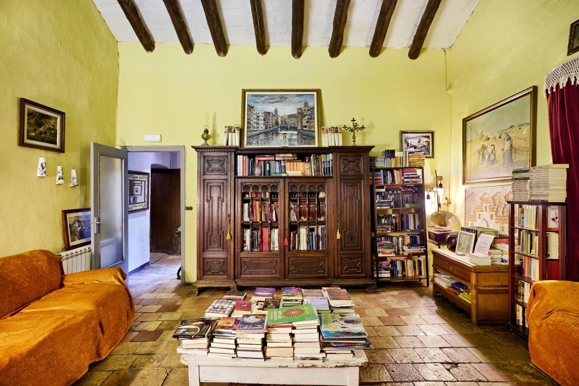 Bed and Breakfast Mas Torrencito pet friendly Parets d'Empordà Exterior foto
