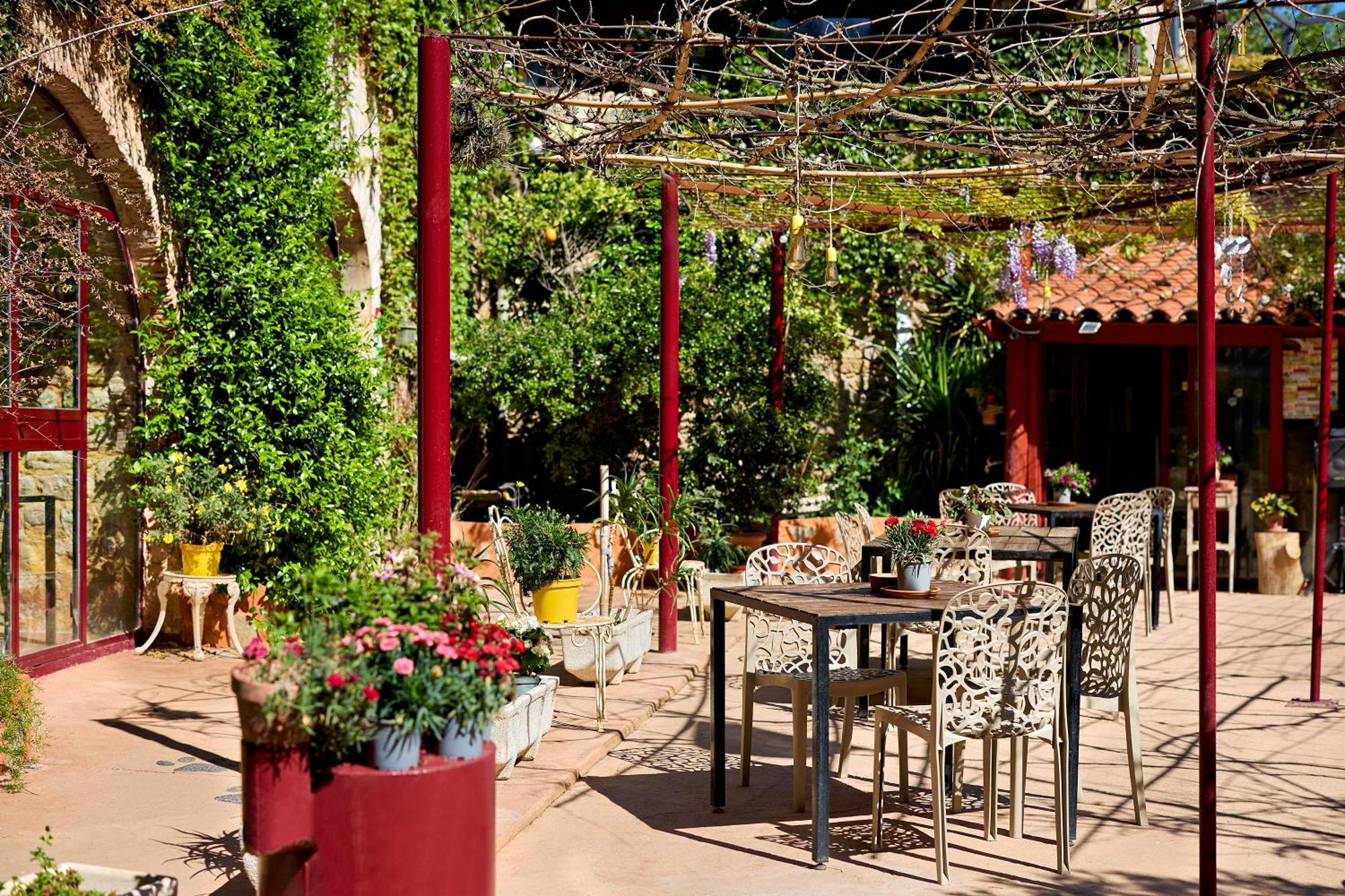 Bed and Breakfast Mas Torrencito pet friendly Parets d'Empordà Exterior foto