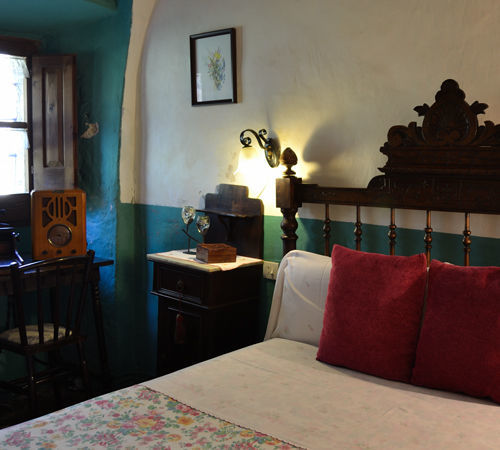 Bed and Breakfast Mas Torrencito pet friendly Parets d'Empordà Exterior foto