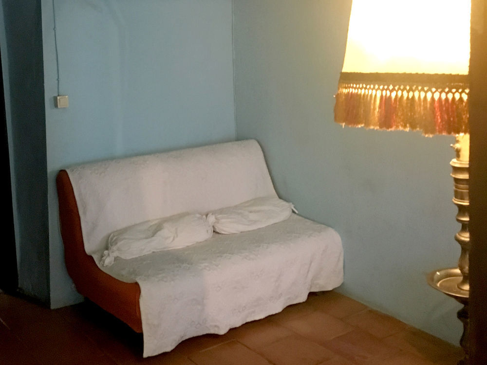 Bed and Breakfast Mas Torrencito pet friendly Parets d'Empordà Exterior foto